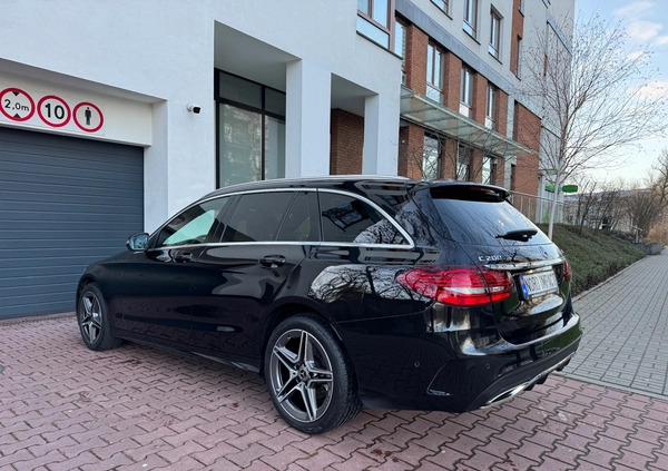 Mercedes-Benz Klasa C cena 126900 przebieg: 99730, rok produkcji 2019 z Nowy Targ małe 79